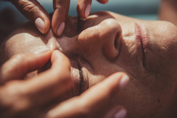 3E2A8591 Soins du visage - lifting énérgetique - les Soins Zen